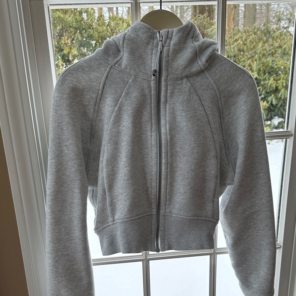 lululemon athletica Gray Cropped Hoodie